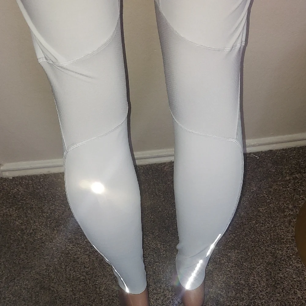 lululemon athletica ((Off White)) High-Rise Reflective Leggings
